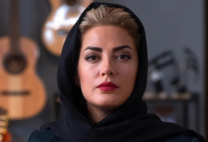 طناز طباطبایی