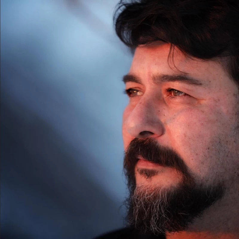 آقای پدر در ”زی زی گولو” بعد از 30 سال در آستانه 60 سالگی چه شکلی شده ؟!