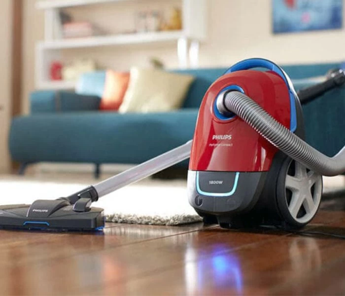 Ремонт пылесосов. Пылесос в разборе. Разобранный пылесос. Пылесос. Пылесос мастер.