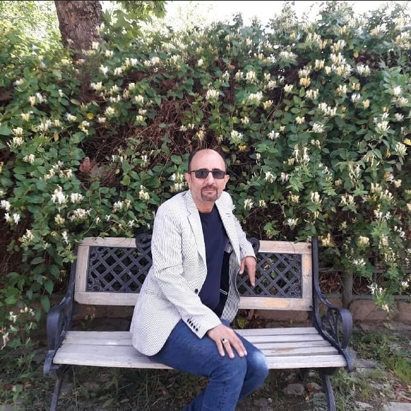 نون خ