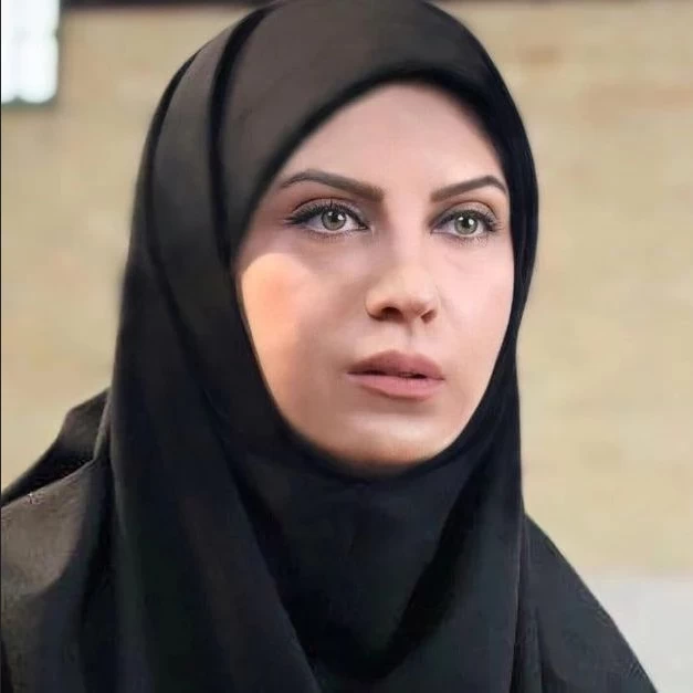 لعیا زنگنه