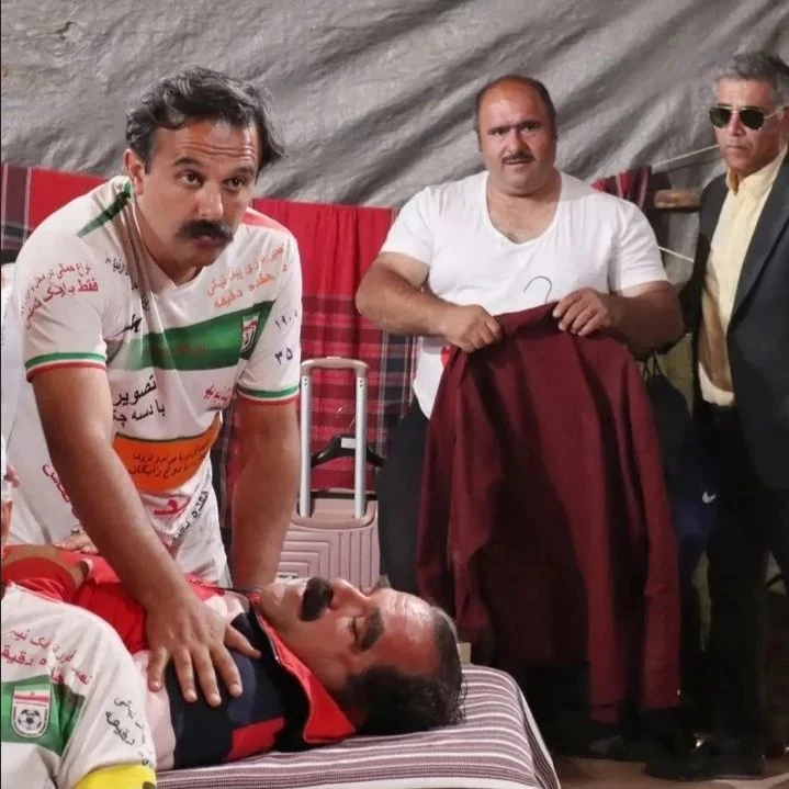 نون خ