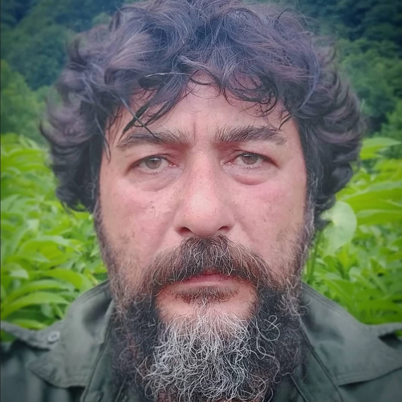 آقای پدر در ”زی زی گولو” بعد از 30 سال در آستانه 60 سالگی چه شکلی شده ؟!