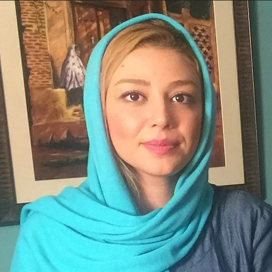 مونا غمخوار بازیگر کوچولوی دهه ۶۰؛ ی پسر خیلی خوش تیپ و زیبا داره !