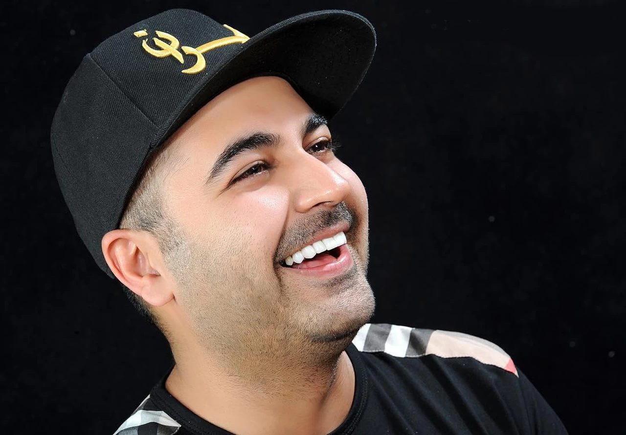 لحظه ای دردناک از پسر بهنام صفوی بعد از فوت پدرش با چهره ای مردانه و زیبا !