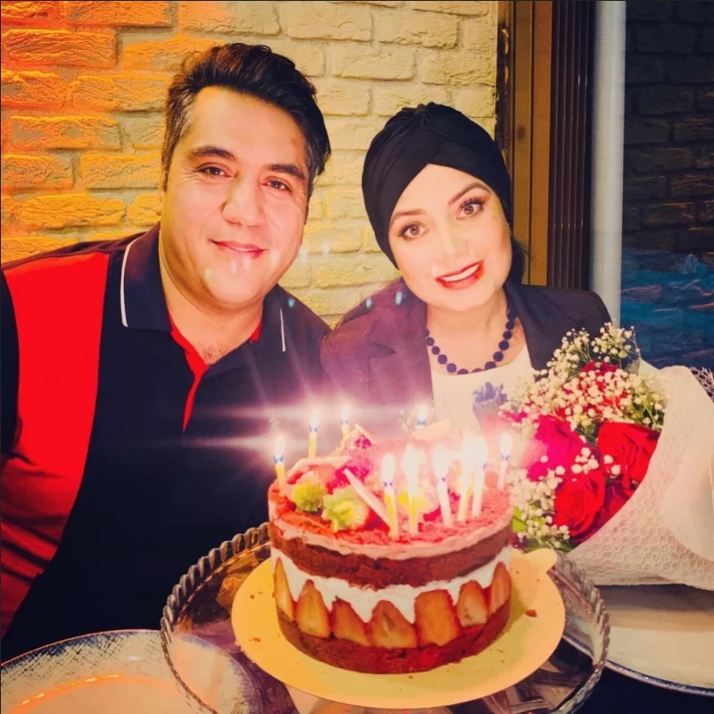 دوچرخه سواری مجری محجبه صداوسیما در تهران!!