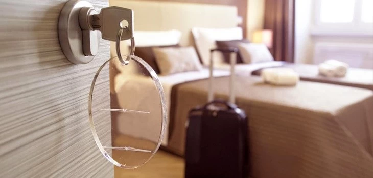 چرا قبل از مسافرت باید از رزرو هتل خود مطمئن شویم؟
