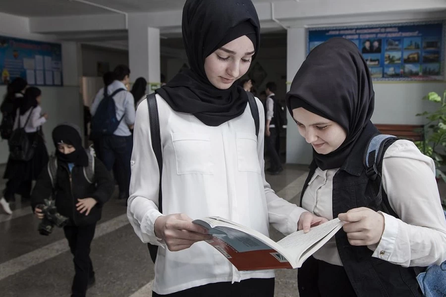 آیا حجاب در مدارس کانادا غیرقانونی است؟