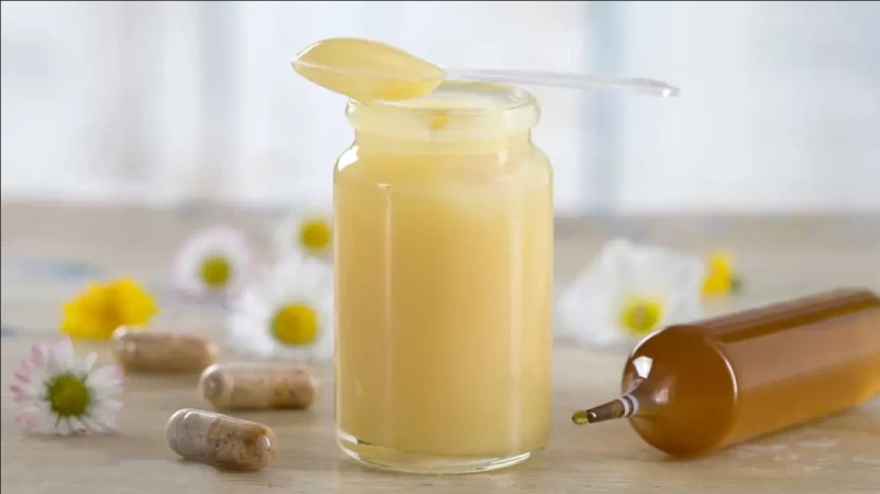 خواص بینظیر ژل رویال، فرمول جادویی جهان زنبوران