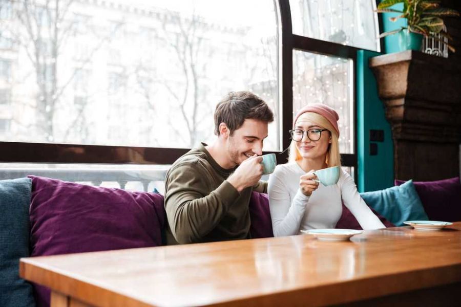 ترفند های موثر برای باز کردن سر صحبت با شخص مورد علاقه