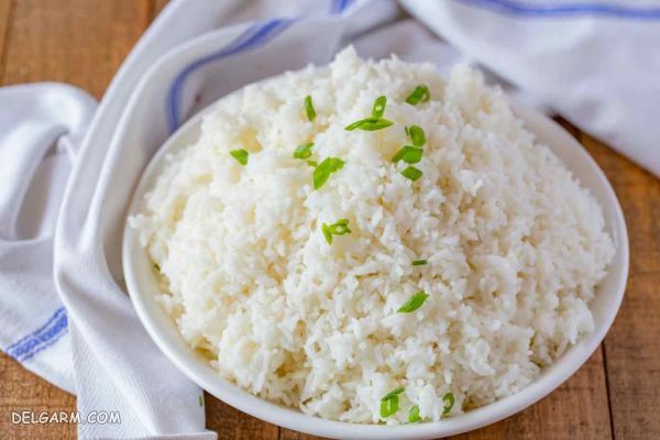 یک کفگیر برنج در رژیم غذایی