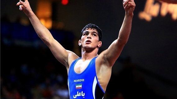 بیوگرافی علیرضا دبیر از کودکی تا همسر و فرزند و ریاست فدراسیون