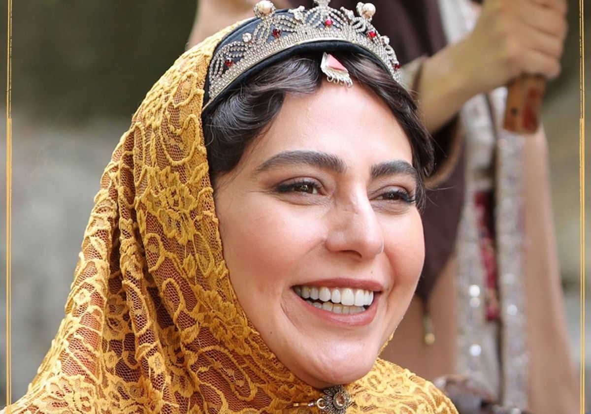 سوپرایز تولد تاجی الدوله در یک مکان عمومی!