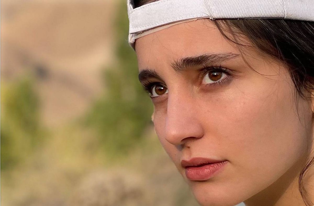 پوشش سها نیاستی بازیگر زن ایرانی در جشنواره کن !