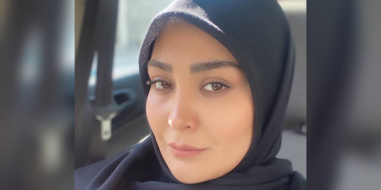 رونمایی خانم بازیگر از مامان قشنگش !