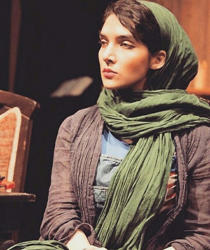 بیوگرافی سارا رسول زاده 