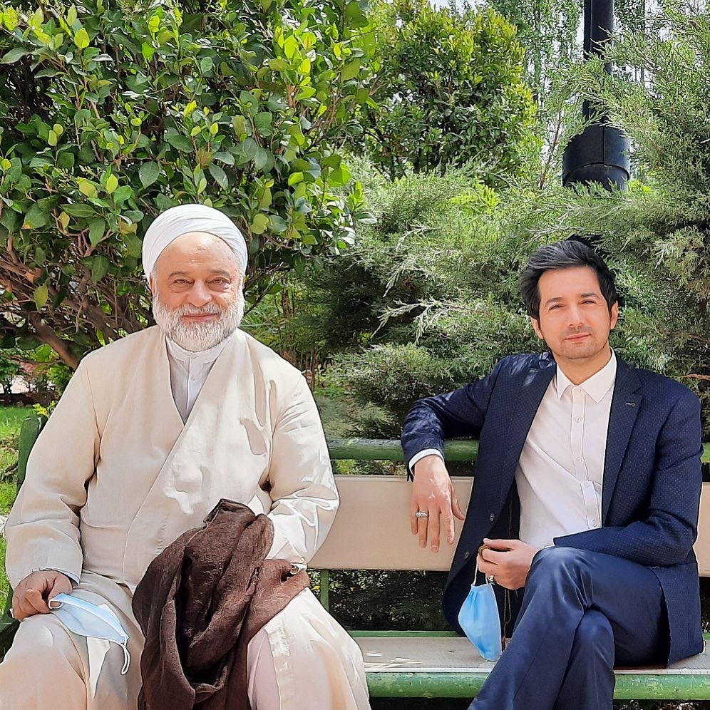 مجری مشهور سمت خدا در کنار پسرش محی الدین