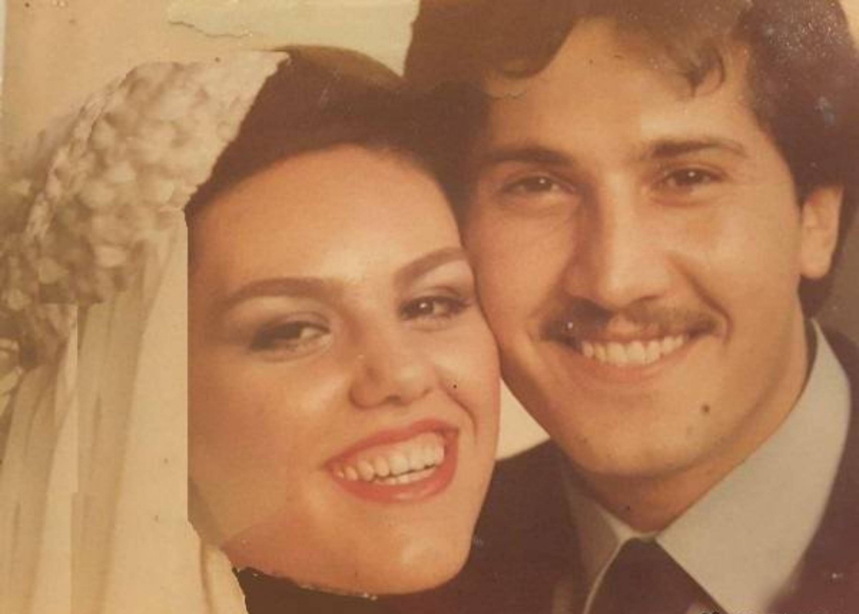 عکس های عروسی زوج معروف ۴۰ سال پیش !!