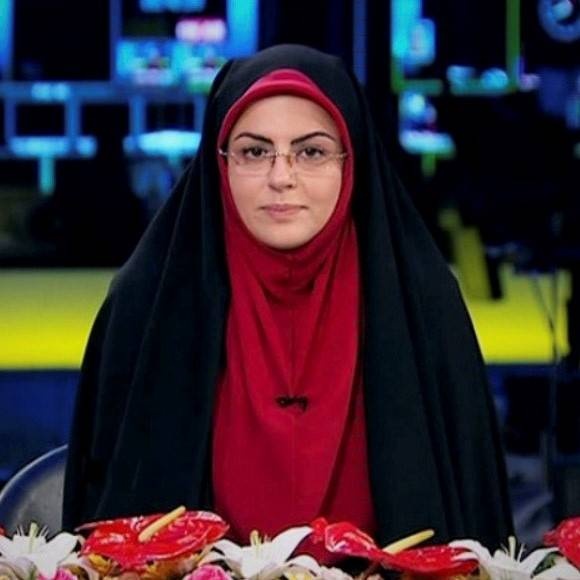 قابی خانوادگی از مجری پرطرفدار در کنار همسر و فرزندش !!