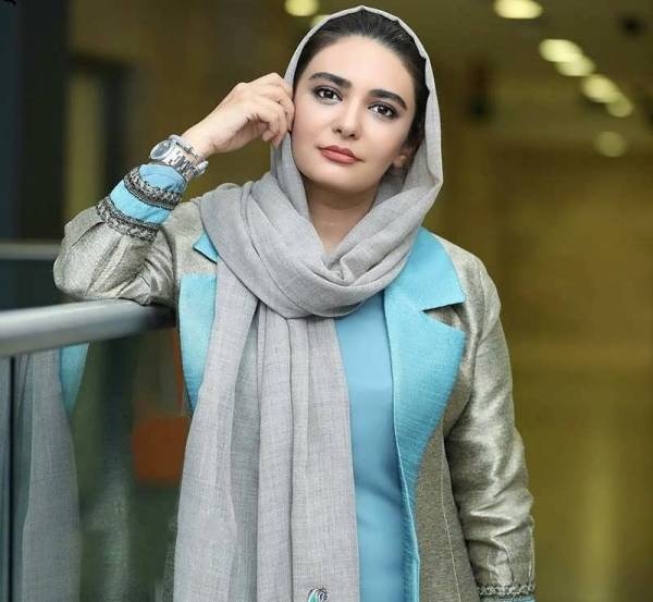 سلفی عاشقانه ی لیندا کیانی و برادرزاده اش کیانا کیانی