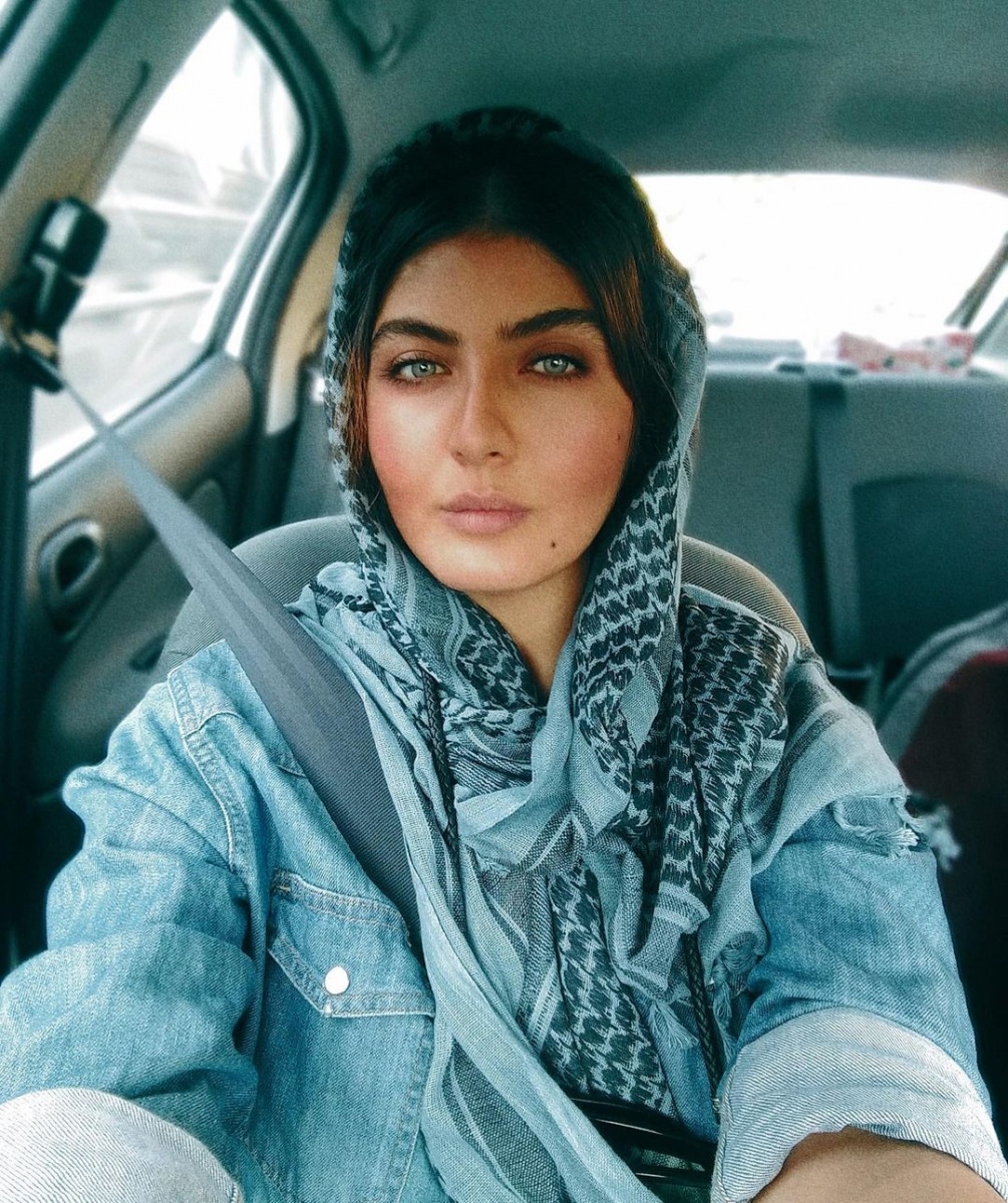 بیوگرافی مریم موسویان بازیگر نقش اسرا در سریال جذاب آتش سرد
