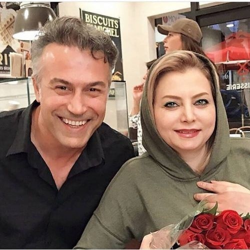 پوشش همسر دانیال حکیمی در کانادا !!