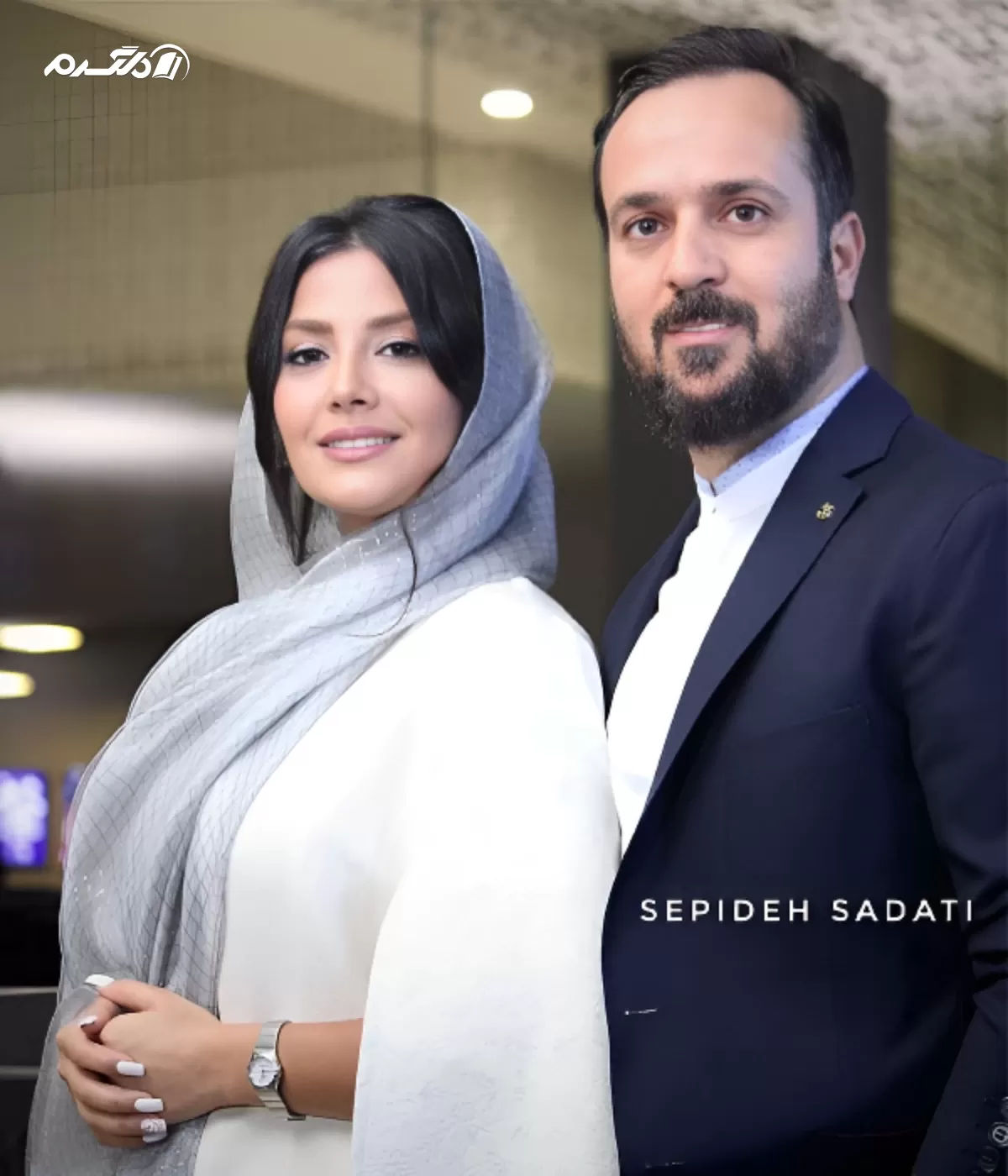 مونا فائزپور 