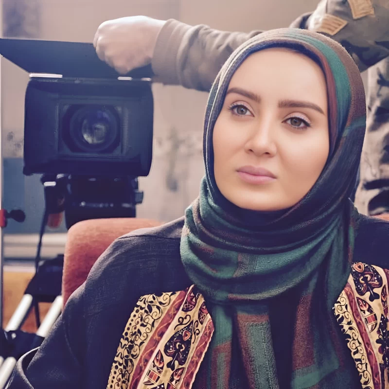 بیوگرافی سولماز حصاری از معلمی تا تلویزیون و مدلینگ + تصاویر جذاب