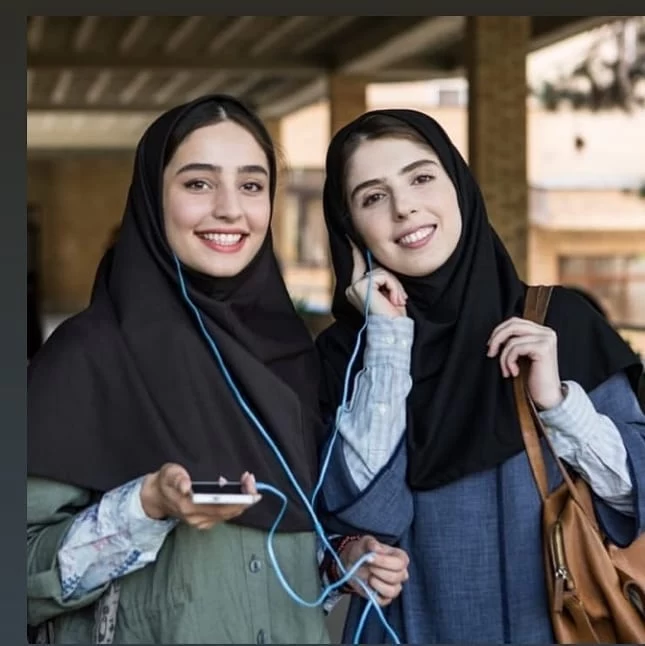 بیوگرافی سها نیاستی