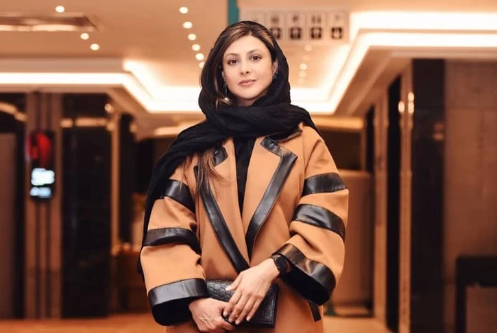 بیوگرافی آزاده صمدی