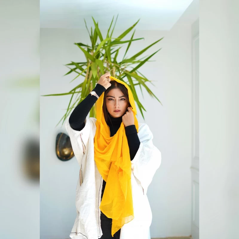 محیا دهقانی
