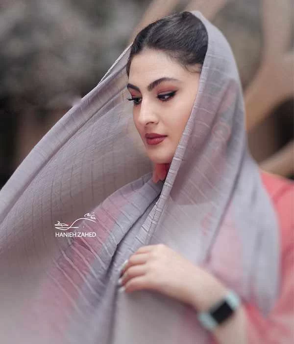 مریم مومن