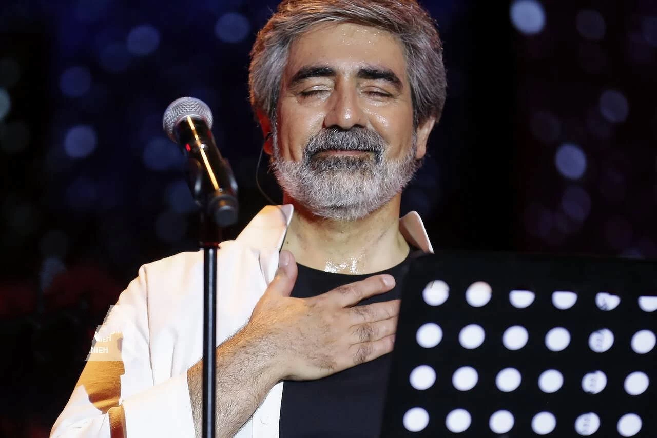 biography-of-hossein(1).webp (1280×854)