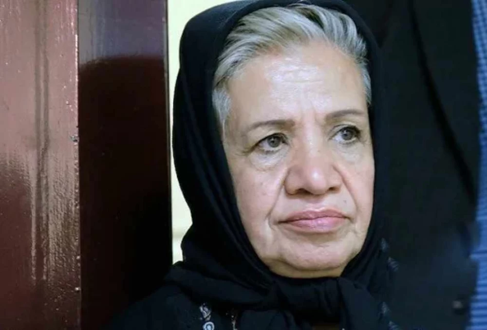بیوگرافی گیتی معینی