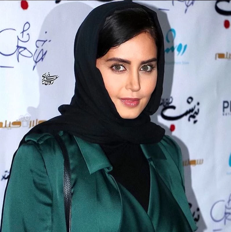 الناز شاکردوست