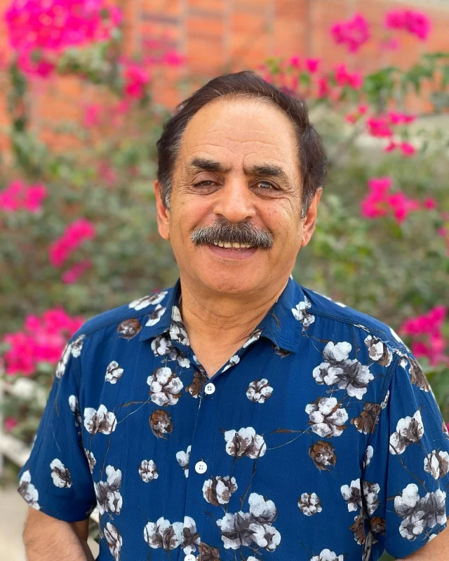 داستان زندگی قدرت الله ایزدی ، داستان زندگی آقا رشید