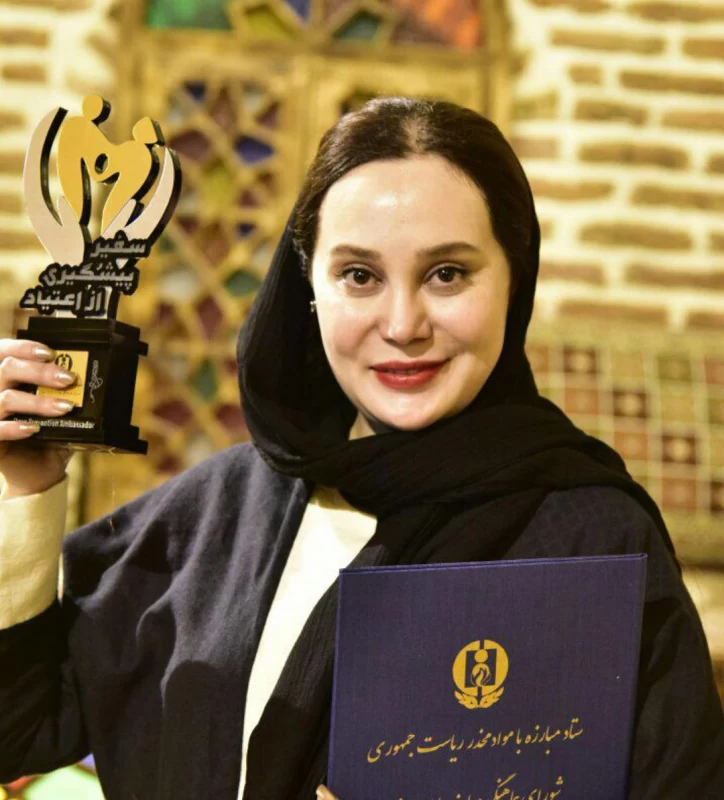 بیوگرافی آرام جعفری