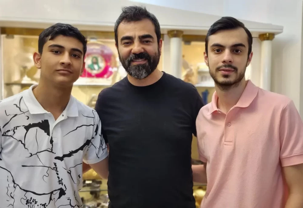 زندگینامه بهزاد خلج 
