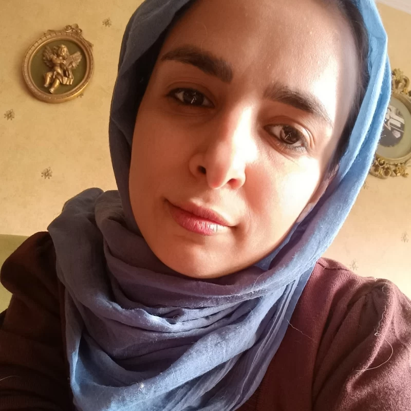 زینب موسوی 