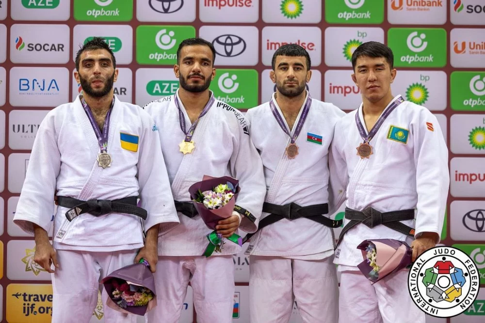زندگینامه وحید جدی