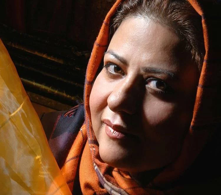 کارهای رابعه اسکویی