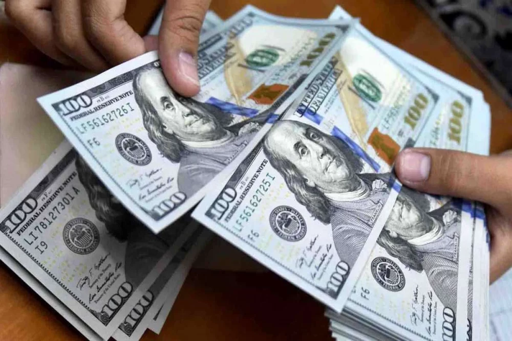 قیمت دلار امروز