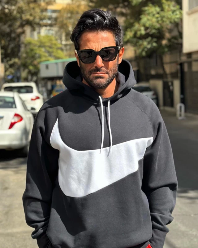 محمدرضا گلزار