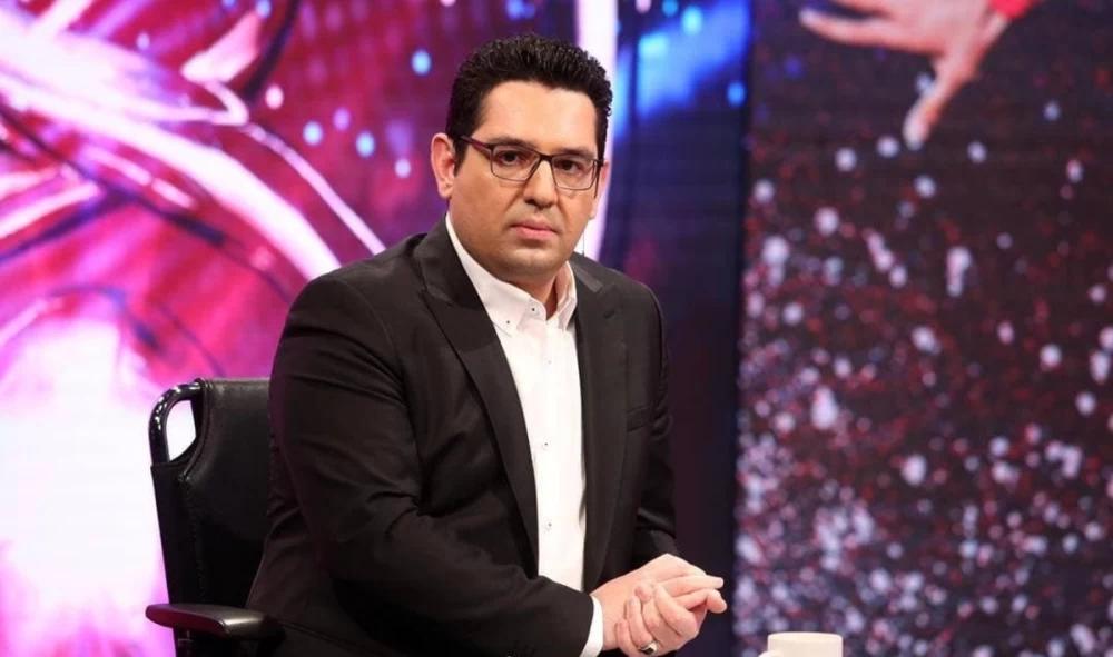 گزارشگر دربی 102
