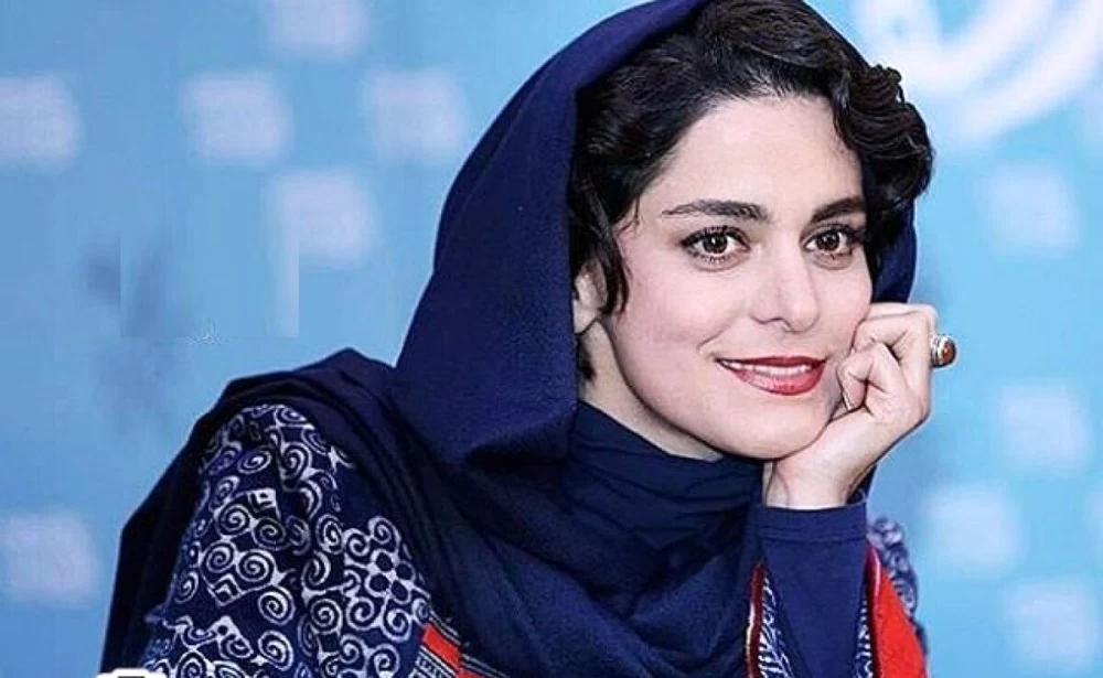 غزل شاکری کیست
