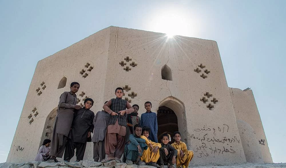 آثار تاریخی سراوان