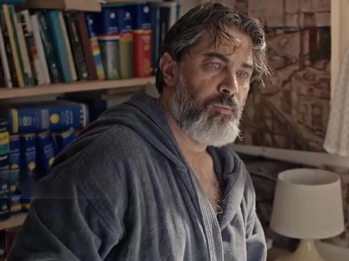 عکس حضور پارسا پیروزفر در مهمانی توقیف‌شده