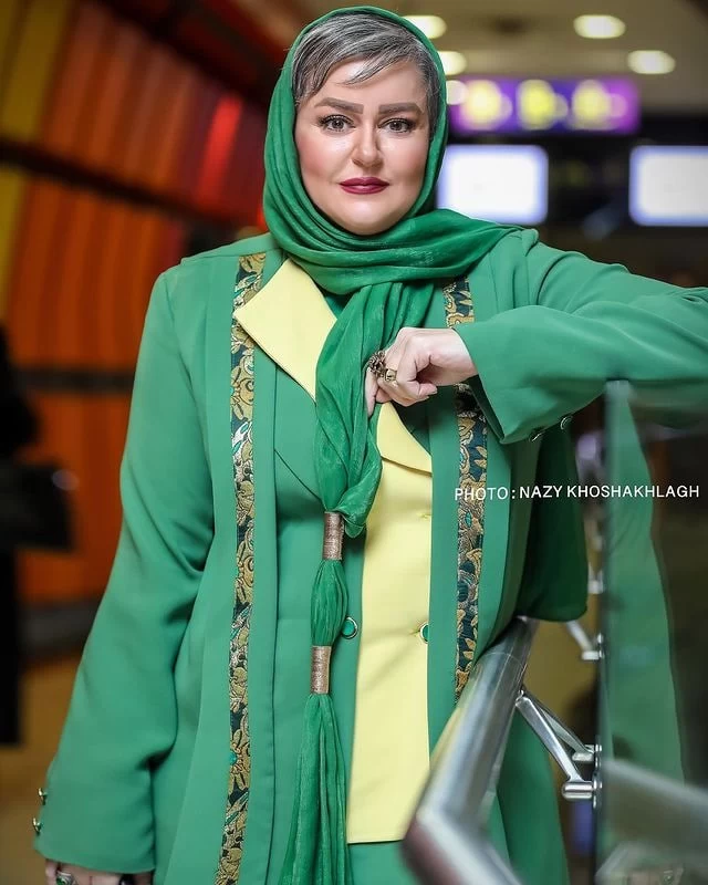 عکس زیرخاکی از دو بازیگر جوکر بانوان ۳۰ سال پیش !!