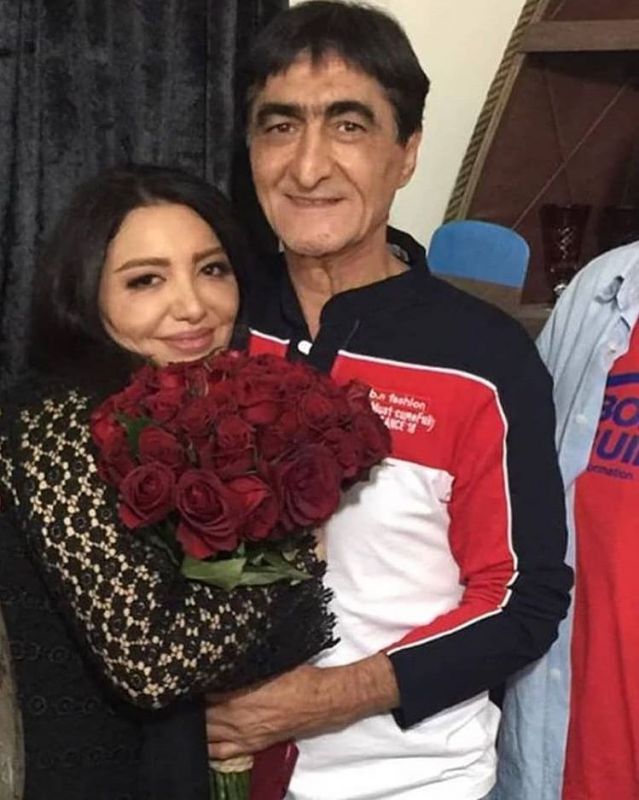 ناصر محمدخانی و همسرش