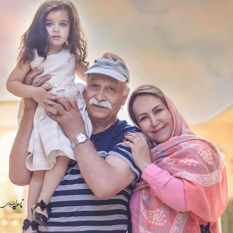جدیدترین عکس های محمود پاک نیت